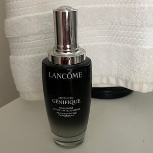 Advanced Génifique Youth Activating Concentrate - Black